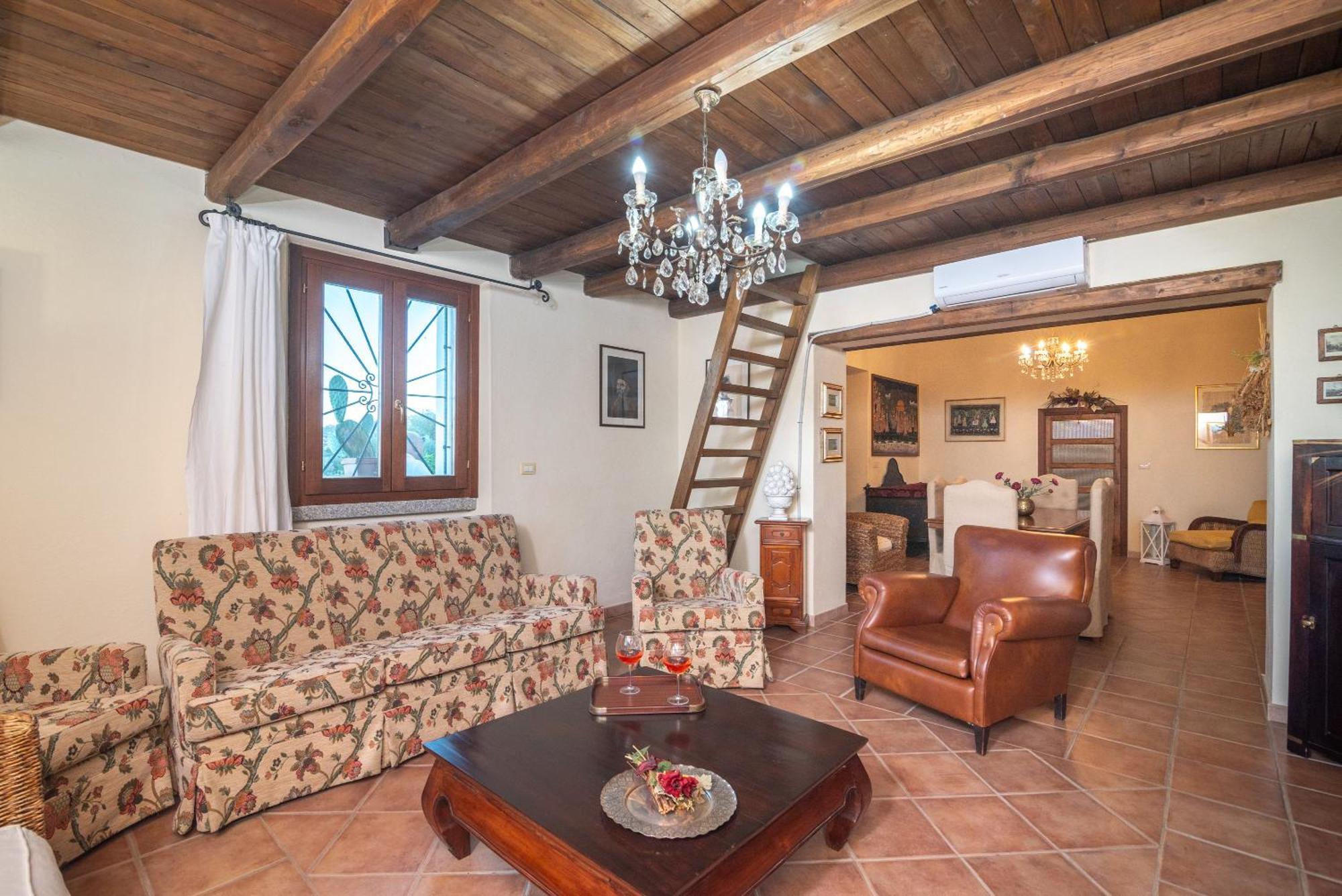 Villa Peditoltu Ольбія Екстер'єр фото